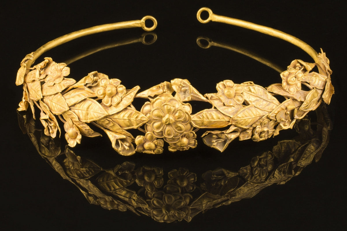 The History of Gold Jewelry - Blog